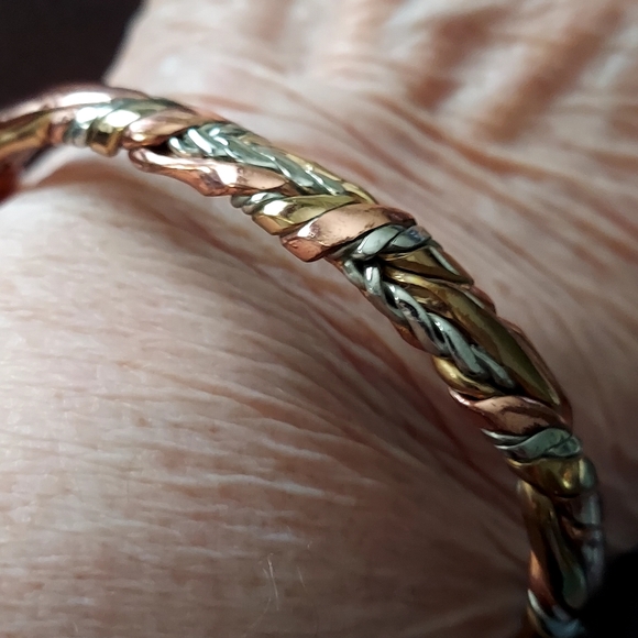 Sergio Lub California Cuff Bracelet - Picture 2 of 11